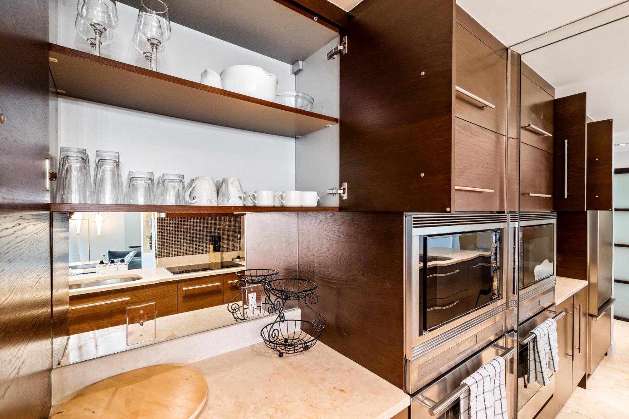 Casa vacanze Luxury 2 Bd Free Pool + Gym + Miami